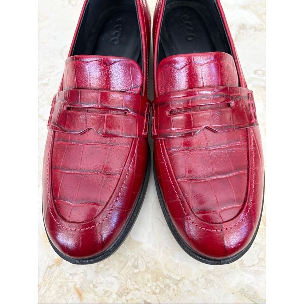 NEW! ECCO Women Dress Classic 15 ECCO Croc Embossed Red Leather Loafers - Picture 9 of 13